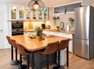 Großes Business Appartement für bis zu 5 Personen-Küche, Terrasse & schnelles WLAN nähe Sindelfingen - 9