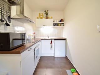 Plně vybavený byt poblíž centra, vlastní parkování - 4