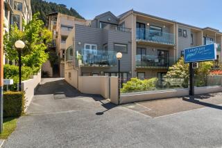 Lakefront Gem, Absolute Waterfront - 6