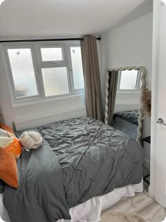 Comfortable Private Ensuite - 4