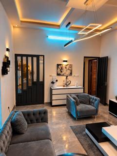 Jay-Orion Living - 7