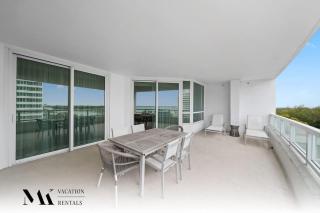 Fontainebleau 1BR Low Floor with Ocean & Resort View - 3