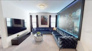 BRAND NEW! 8Bed - 8Bath-Private Pool & Spa - Convention Center Sea World - 9
