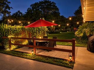 Sunshine Acre 2B 2B King Master Suite, BIG Yard - 7