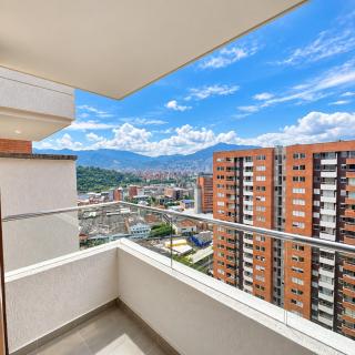 Near Palms Avenue & Sandiego! Poblado - 8
