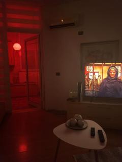 Central Red Apartment - 1