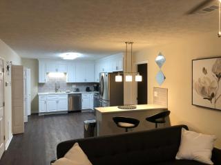2BR Townhome - Sleeps 5 - Near GA Horse Park - Conyers - 5
