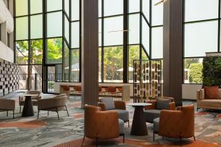 DoubleTree by Hilton Austin Northwest - Arboretum - 4