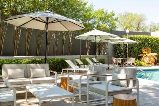 DoubleTree by Hilton Austin Northwest - Arboretum - 3