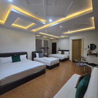 Private Room - The Magnificent White House Semporna - 5