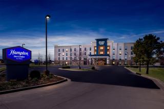 Hampton Inn & Suites Claremore - 9