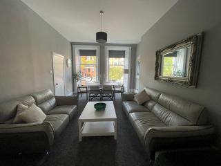 Spacious Hillhead Haven - Pass the Keys - 5