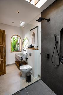 Villa Kira - Uluwatu by Yolla Hospitality - 1