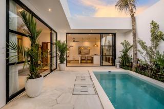 Villa Serenity - Uluwatu by Yolla Hospitality - 2