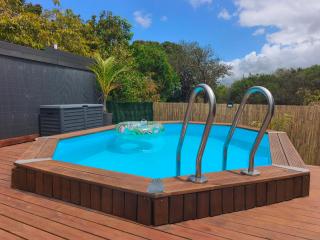 Bungalow Parenthèse Piscine, Barbecue & Détente La Rivière Saint-Louis - 9