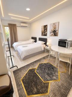 Comfort Suite Near Triumph Luxury Hotel - El Cairo - 3