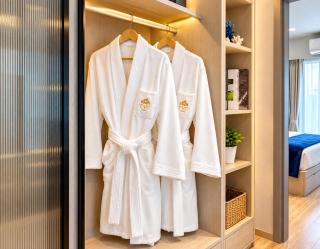 Title Serenity 1-Bedroom apartment with direct pool access by TVC SRF1709 - 7