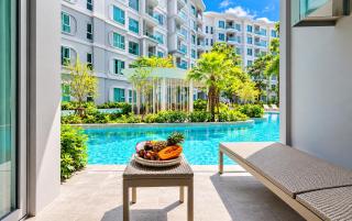 Title Serenity 1-Bedroom apartment with direct pool access by TVC SRF1709 - 0