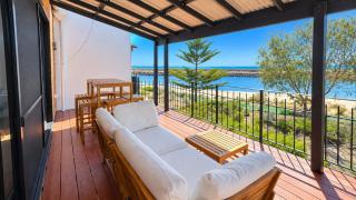 Port Geographe Beachfront Retreat - Geographe - 9