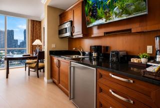 32nd Floor MGM Studio City View No Resort Fees - 9