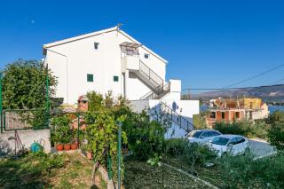 Apartments by the sea Arbanija, Ciovo - 11321 - 7