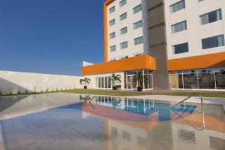 Hampton Inn & Suites by Hilton Paraiso - 6