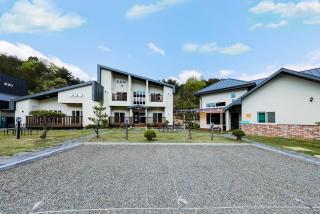 Samcheok Yonghwa Silkroad Pension - 2