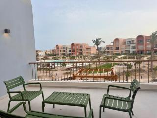 Bloom 2BR Plus Nanny Villa-Free Pool In Kamaran At ElGouna - 4