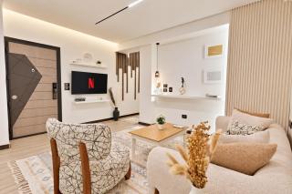Luxury Studio with Private Jacuzzi Near City Stars - 7