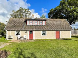 4 person holiday home in KÖPINGSVIK - 0