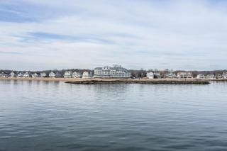 Madison Beach Hotel, Curio Collection by Hilton - 6