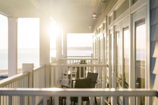 Madison Beach Hotel, Curio Collection by Hilton - 1