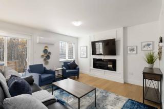Ultimate hub near Airport, Shopping, Shows and Competitions - 1