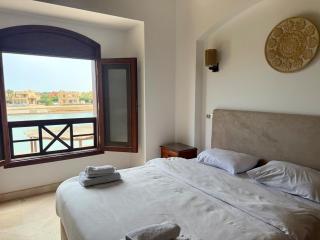 Panoramic 3BR Villa-Free Pool&Lagoon Access In ElGouna - 5
