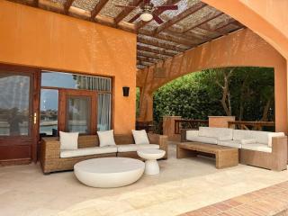 Panoramic 3BR Villa-Free Pool&Lagoon Access In ElGouna - 3