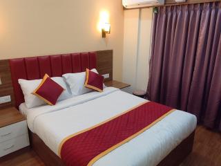 Regal Suites Hotel Rooms Bommasandra - Kammasandra - 9