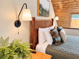 Moose Mountain Escape | Ski-In/Ski-Out | Hot Tub - 2