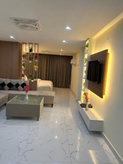 LUXURY STUDIO NEAR ISL AIRPORT Spacious for your comfort - 0