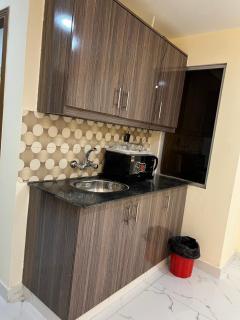 LUXURY STUDIO NEAR ISL AIRPORT Spacious for your comfort - 4