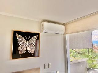 Close to Costanera Center with parking - 2