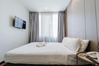 75 Gurney Hotel - 1