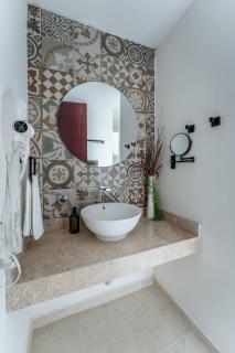 Villa con alberca, a una cuadra del mar - 1