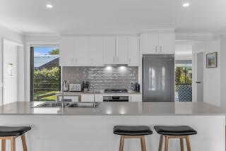 Horseshoe Beach Cottage - Young Street 4 - 7