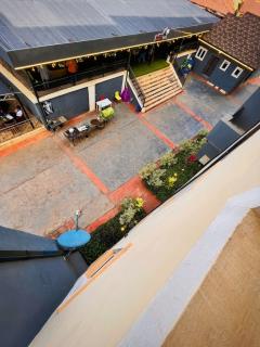 De New Dawn DND Hotel And Lounge - 9