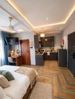 Studio Room with Kitchen, Accra - 2C - 9