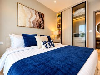 Title Serenity 1-Bedroom Apt with Balcony SRA2712 by TVC - 4
