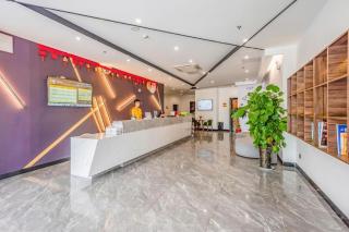 IU Hotel Qingdao Golden Beach Xuejiadao Metro Station - 9