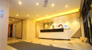 Borrman Hotel Zhongxiang Railway Station Mochou Village - 8