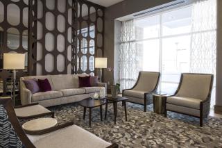 DoubleTree by Hilton Evansville - 4