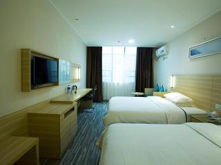 City Comfort Inn Huanggang Wuxue Wanda Plaza - 2